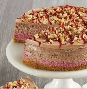 Hazelnut Raspberry Cheesecake 